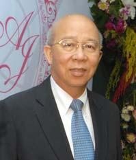 มอบเงินสมทบกองทุน"พิพิธภัณฑ์การศึกษาและอนุรักษ์ตึกยาว"